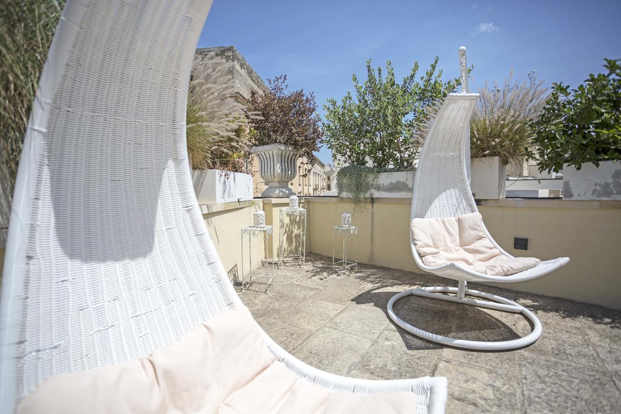La Loggia Dei Rayno Bed & Breakfast Lecce Exterior photo